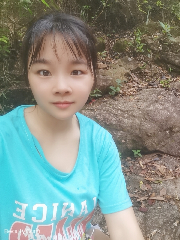 糖糖的第一张照片--深圳父母相亲团
