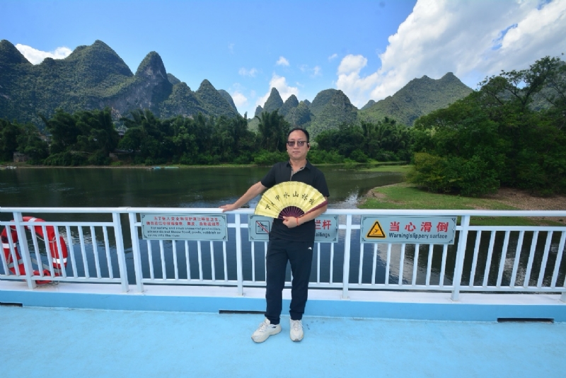 沙漠海的第四张照片--深圳父母相亲团